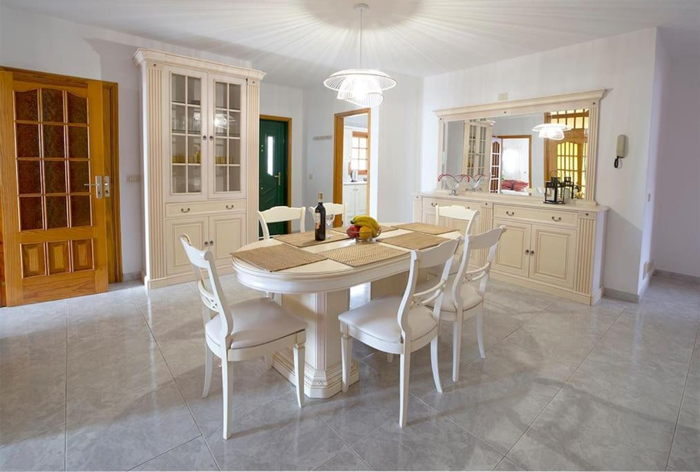 Villa Teram Alajeró Εξωτερικό φωτογραφία