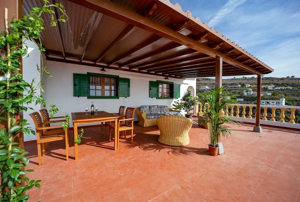Villa Teram Alajeró Εξωτερικό φωτογραφία